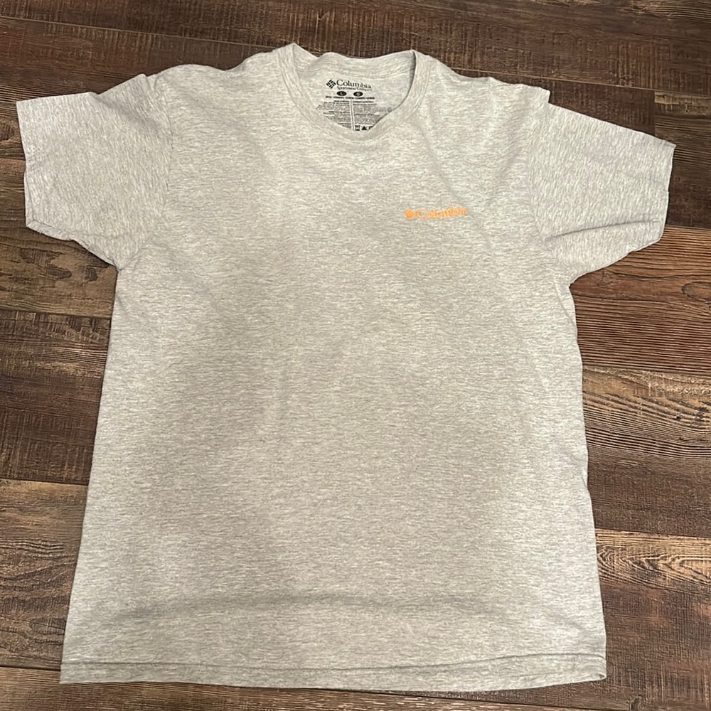 Columbia tee shirt